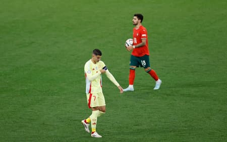 FBL-EUR-NATIONS-POR-ESP