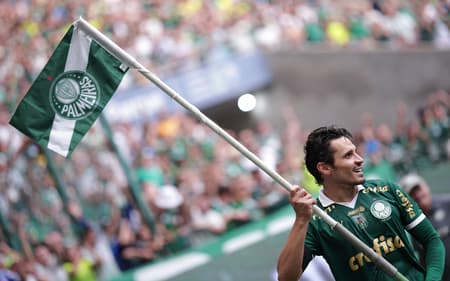 raphael-veiga-100-gol-palmeiras-fortaleza-campeonato-brasileiro-2
