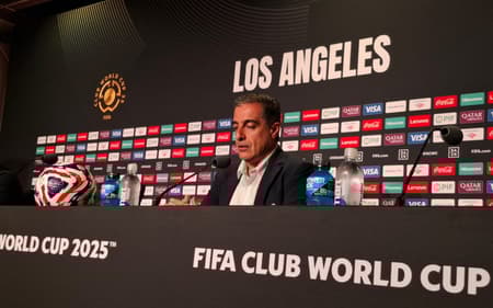 Renato Paiva diz que Botafogo terá desafio diferente diante do Atlético de Madrid