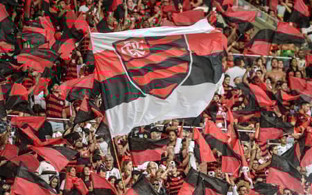 Torcida do Flamengo no jogo contra o Atlético-MG no Maracanã