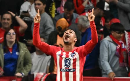 Samuel Lino - Atlético de Madrid x Borussia Dortmund - Champions League