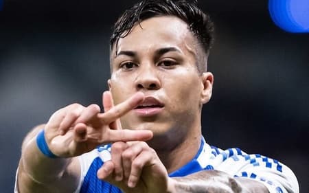 Kaio Jorge, do Cruzeiro, comemora gol contra o Vila Nova-GO