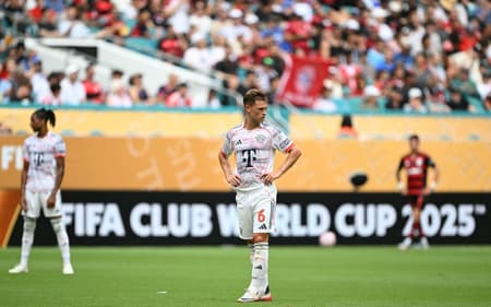 Kimmich em ação na partida contra o Flamengo (Foto: PATRICIA DE MELO MOREIRA / AFP)