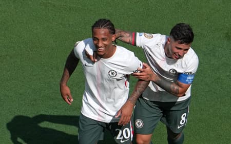 João Pedro comemora gol do Chelsea contra o Fluminense (Foto: TIMOTHY A. CLARY / AFP)