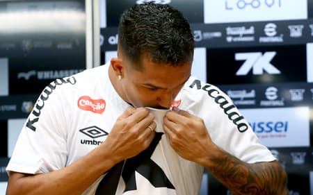 Igor Vinícius é formado na categorias de base do Santos. (Foto: Mauricio De Souza/AGIF)