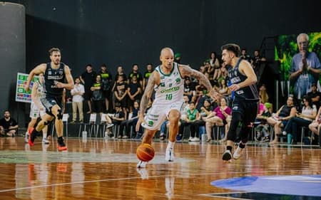 Alex Garcia - Bauru x Brasília - NBB