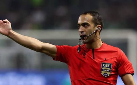 Davi de Oliveira Lacerda, árbitro de Corinthians 3 x 1 Vasco