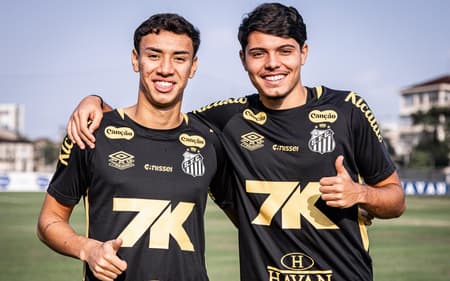 Luca Meirelles e Gabriel Bontempo foram convocados para a Seleção Brasileira Sub-20. (Foto: Divulgação/ Santos FC)