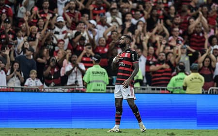 Gerson jogador do Flamengo comemora seu gol durante partida contra o Athletico-PR no estadio Maracana pelo campeonato Brasileiro A 2024. Foto: Thiago Ribeiro/AGIF