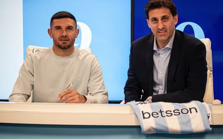 Maravilla assina renovação com o Racing