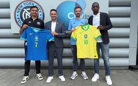 Rodrigo Caetano e Juan Santos visitam New York City (Foto: Divulgação / CBF)