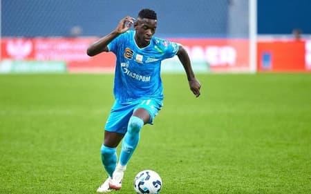 Luiz Henrique entra em campo nesta quarta-feira (14) pelo Zenit para enfrentar o CSKA (Reprodução: Luiz Henrique)