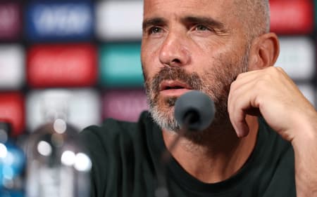 Técnico do Chelsea, Maresca projetou confronto com o Fluminense, em coletiva