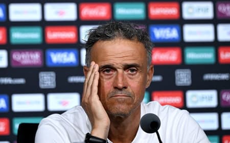 Técnico do PSG, Luis Enrique durante coletiva no Mundial de Clubes