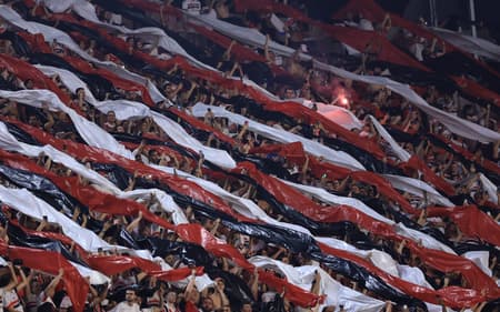 Torcida do Sao Paulo durante partida contra Botafogo no estadio Morumbi pelo campeonato Copa Libertadores 2024. Foto: Marcello Zambrana/AGIF