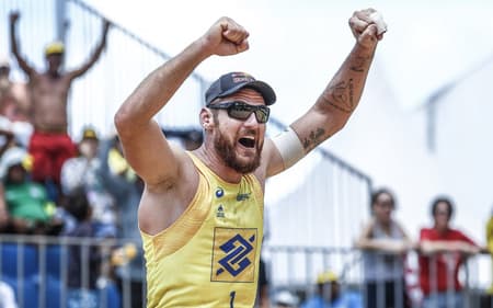 alison mamute volei