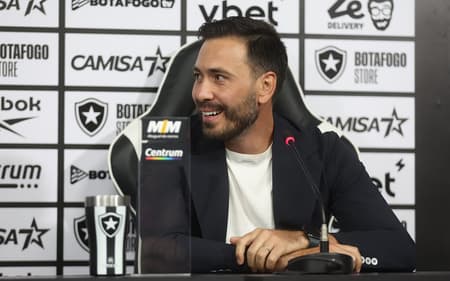 Davide Ancelotti, técnico do Botafogo