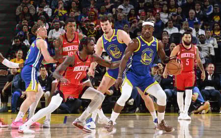 Houston Rockets v Golden State Warriors