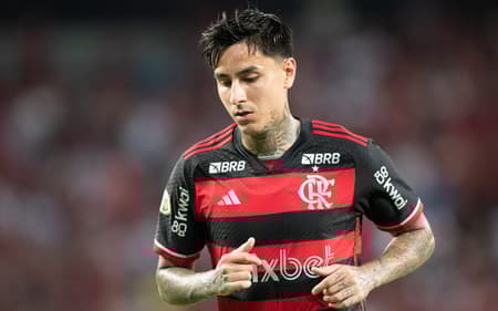 Jogos de hoje: Flamengo, de Pulgar, entra em campo pelo Campeonato Carioca (Foto: Gil Gomes/AGIF)