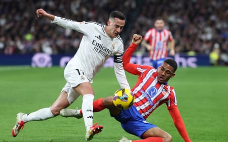 Lucas Vázquez não deve renovar com o Real Madrid (Foto: Thomas Coex / AFP)
