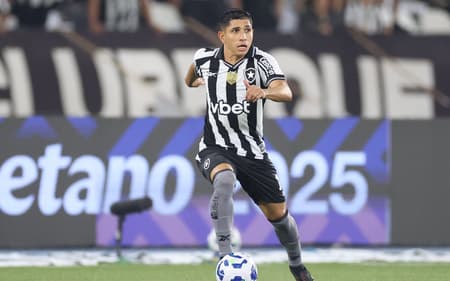 Savarino em ação pelo Botafogo (Foto: Vítor Silva/Botafogo)