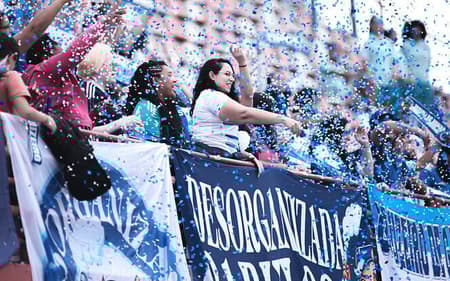Torcida do Cruzeiro Feminino (Foto: Gustavo Martins/Cruzeiro)