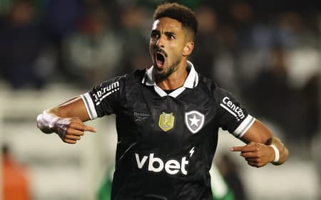 Chris Ramos estreou pelo Botafogo com dois gols (Foto: Vítor Silva/Botafogo)
