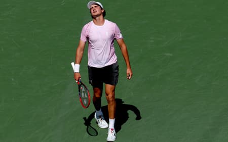 João Fonseca perde na estreia em Toronto (Foto: MATTHEW STOCKMAN / GETTY IMAGES NORTH AMERICA / Getty Images via AFP)