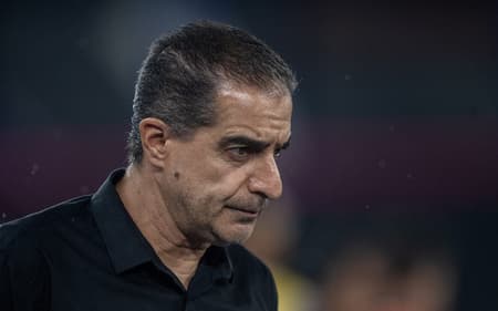 Renato Paiva em Botafogo 2 x 2 São Paulo (Foto: Crédito obrigatório: Thiago Ribeiro/AGIF)