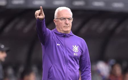 Dorival Jr em Corinthians e Fortaleza pelo Brasileirão (Foto: Alan Morici/AGIF)