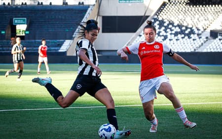 Botafogo e Internacional se enfrentam pela semifinal do Brasileirão Feminino Sub-20