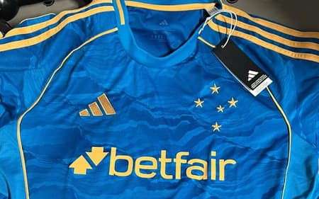 Nova camisa 3 do Cruzeiro (Foto: Reprodução Redes Sociais)