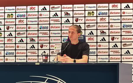 Filipe Luís Flamengo Vitória