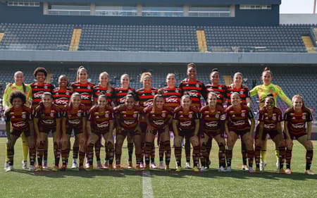 Time do Flamengo na semifinal do Brasileirão Feminino (Foto: Rebeca Reis/CBF)