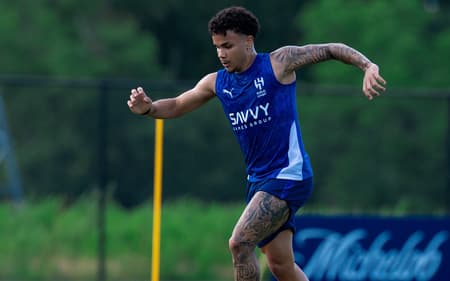 Kaio Cesar retorna aos treinos no Al-Hilal visando estreia no Mundial de Clubes