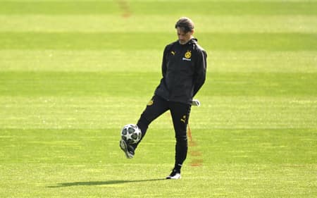 Kovac em treino do Dortmund na véspera de jogo contra o Barcelona, pela Champions