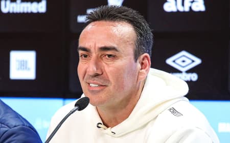 Marcelo Marques em entrevista coletiva após a compra da gestão da Arena do Grêmio. (Foto: Angelo Pieretti/Grêmio FBPA)