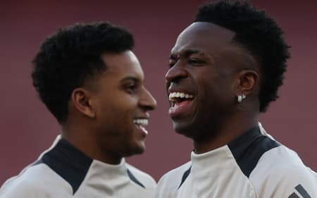 Rodrygo e Vini Jr juntos em treino do Real Madrid