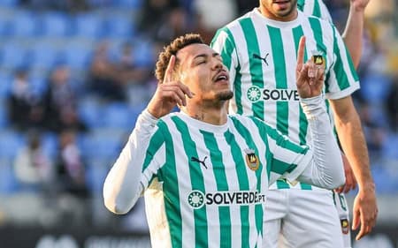 Clayton brilha no Rio Ave com 19 gols (Foto: Reprodução/ Instagram)