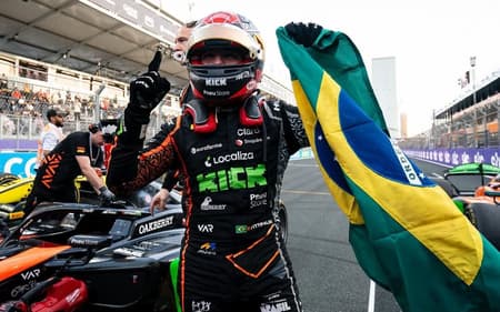 Enzo Fittipaldi comemorando na Fórmula 2 (Foto: Reprodução/Instagram: @enzofitti)