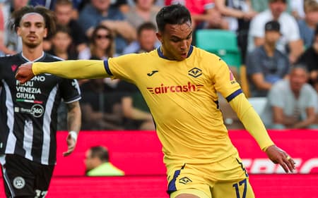 Giovane em ação pelo Hellas Verona (Foto: Divulgação / Hellas Verona)