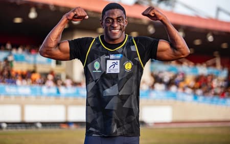 Luiz Maurício fez a segunda melhor marca do mundo em 2025