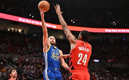 Golden State Warriors v Portland Trail Blazers - Stephen Curry