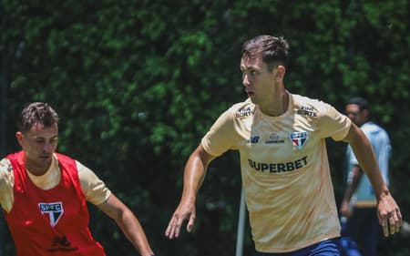 Patryck Lanza em treino do São Paulo