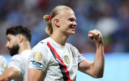 Haaland comemora gols pelo Manchester City contra o Al Ain pelo Mundial (Foto: Alex Grimm/AFP)