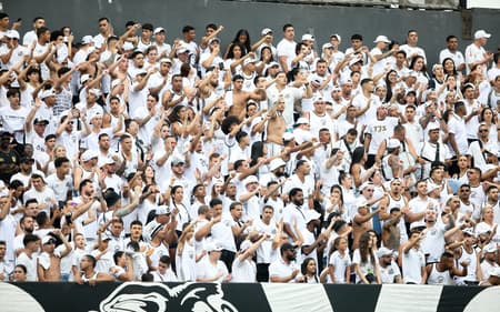 Torcida do Santos na Vila Belmiro