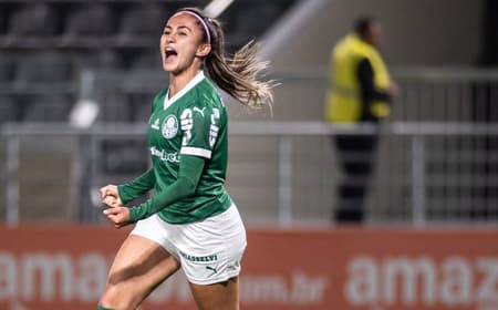 Diany comemora seu gol pelo Palmeiras contra o Realidade Jovem pelo Paulistão Feminino