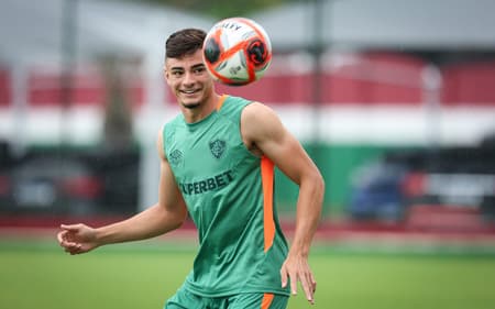 Felipe Andrade em treino do Fluminense no CT Carlos Castilho