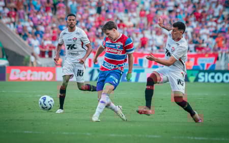Partida entre Fortaleza e Vitória, pelo Brasileirão (Foto: Mateus Lotif/Fortaleza EC)