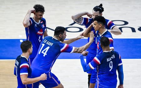 França eliminada do Mundial de Vôlei (Foto: SHERWIN VARDELEON / AFP)